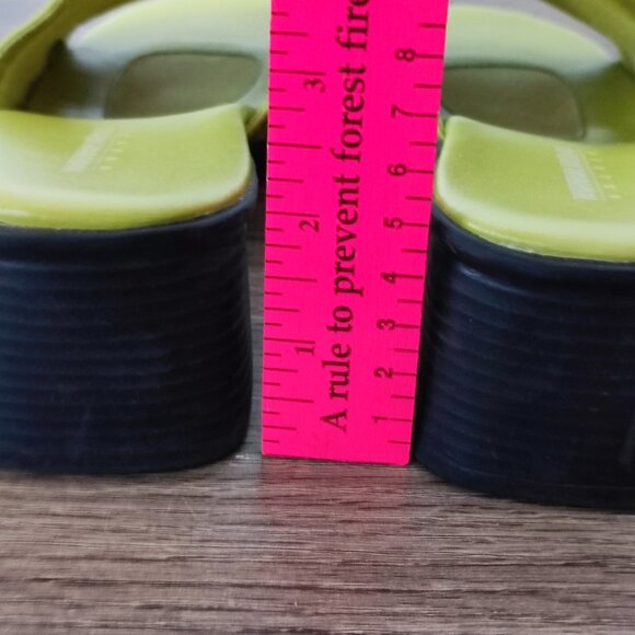 Denver Hayes Brazil 2" High Heel Slide Sandals Size 8 green Flat Slip On… - Picture 6 of 14